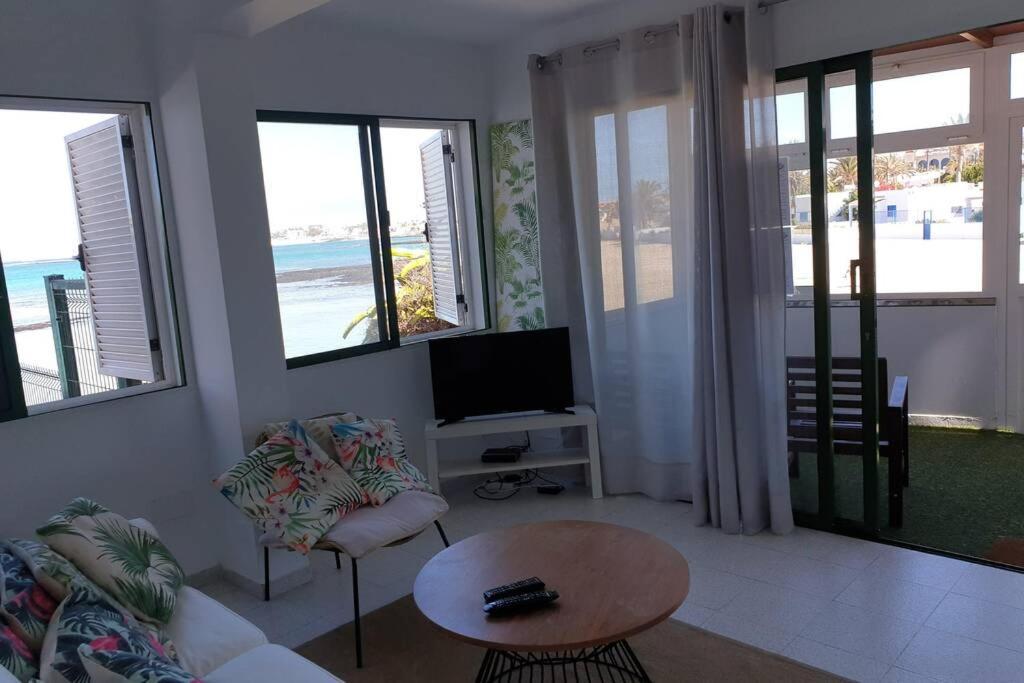 Relájate y disfruta Apartamento Corralejo Exterior foto